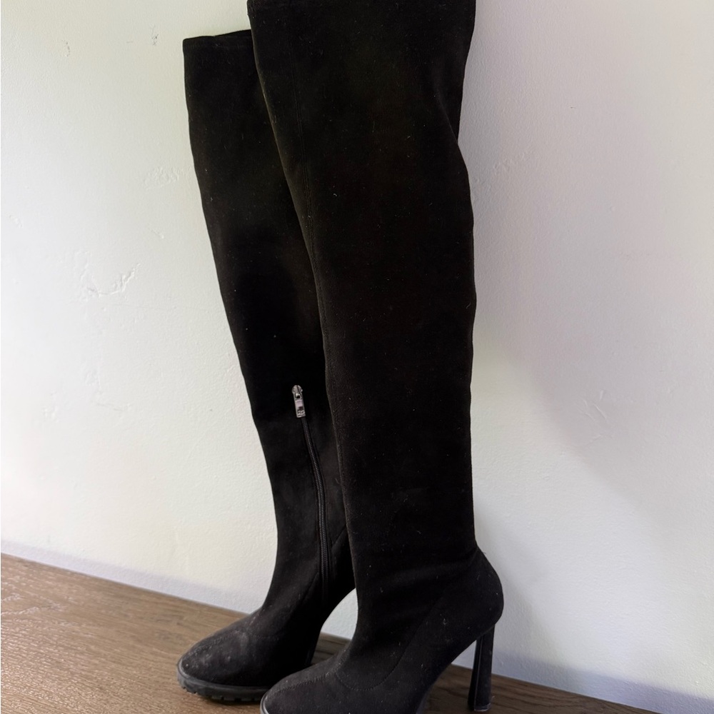 Jennifer Lopez Black Over-the-Knee Boots